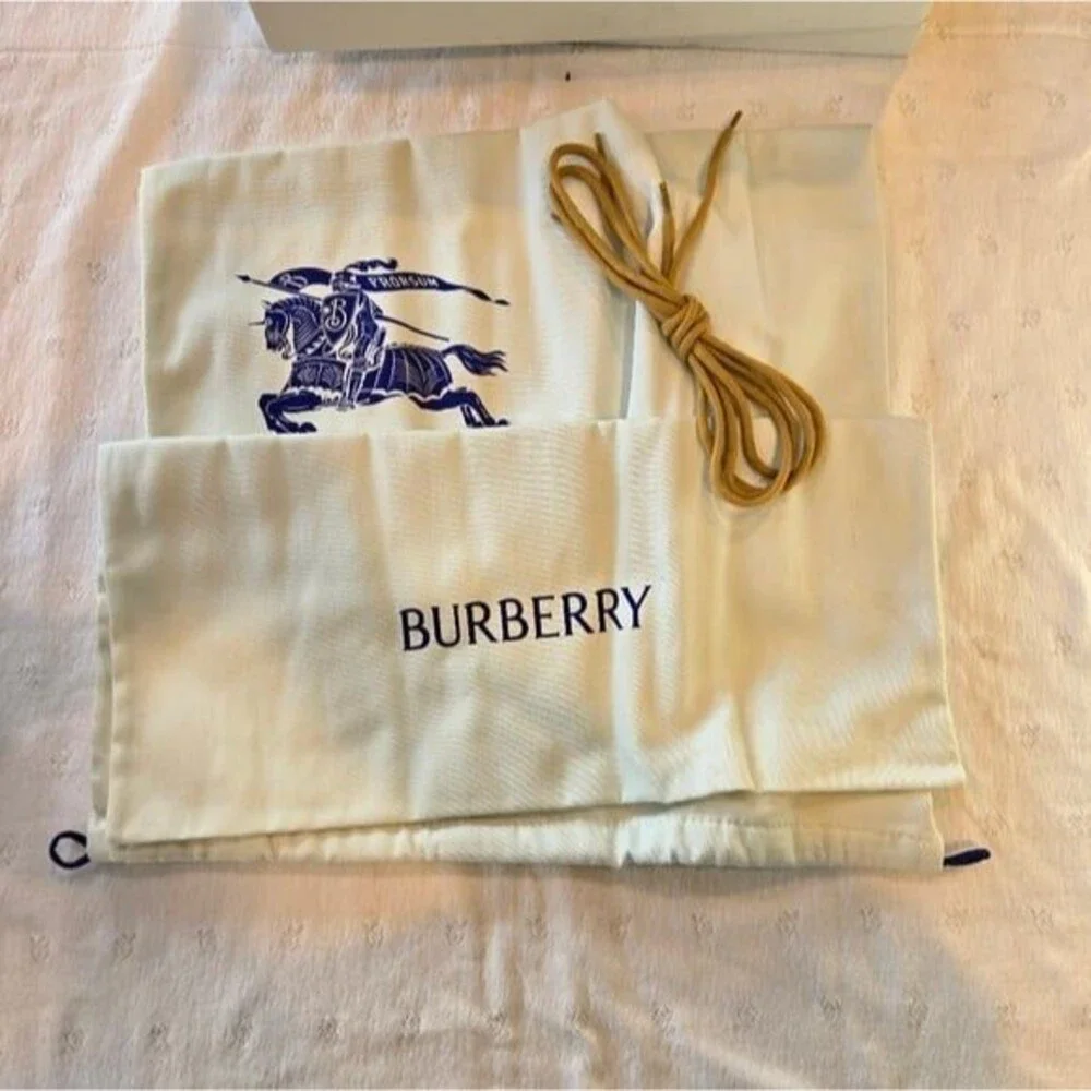 Burberry men boots